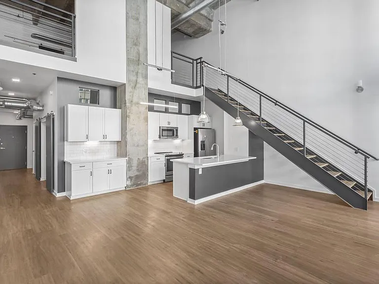 17th Street Lofts — Photo 7