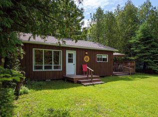 11 Eldridge Ave, South Bruce Peninsula, ON N0H 2G0