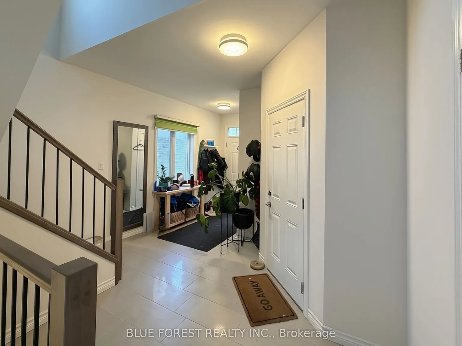3 bed, $3,000 — Photo 4