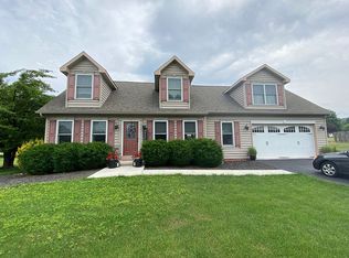 2467 Myers Rd, Spring Grove, PA 17362