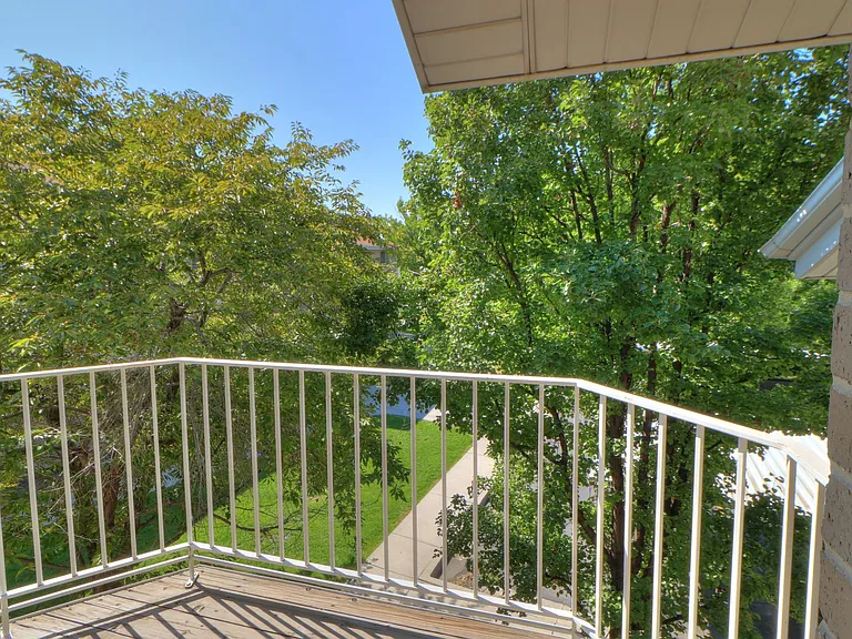 1273 Riverside Ave #11 — Photo 4