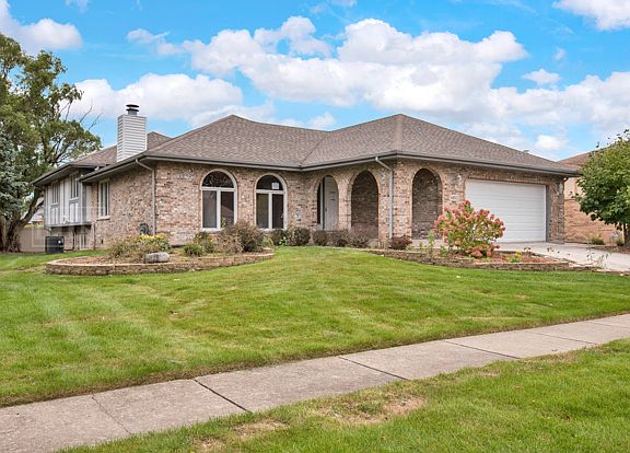 3rd image of 11453 Fenview Ct