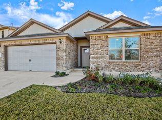 143 Periwinkle Ln, Bastrop, TX 78602