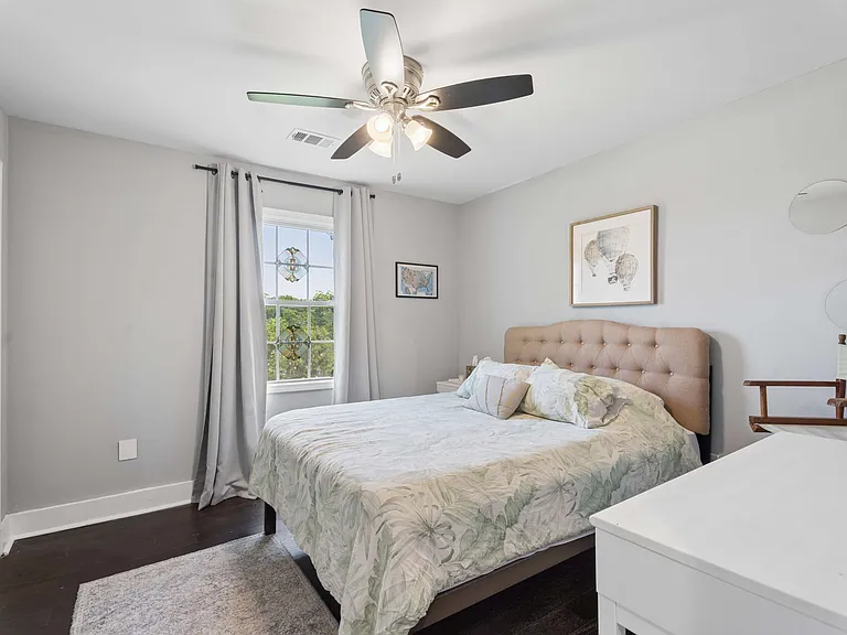 386 Berean Ave SE — Photo 13