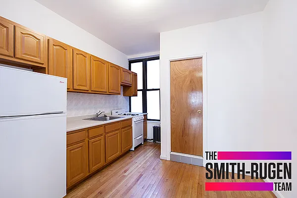 Rented by R New York | media 15