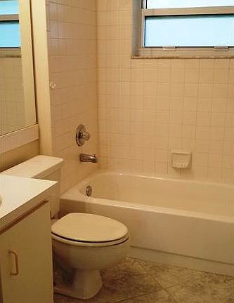 5th image of 3150 NW 88th Ave