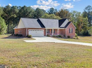 33 Patriot Ln, Winterville, GA 30683
