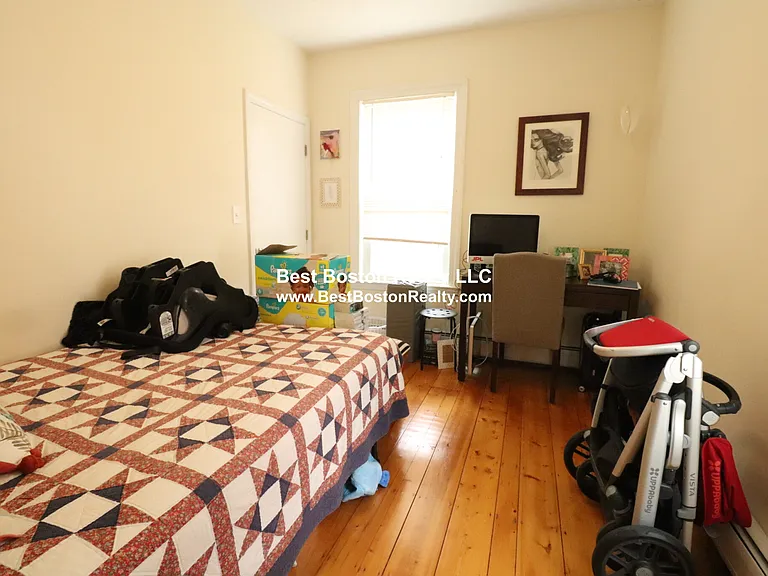 70 Summer St #3R — Photo 5