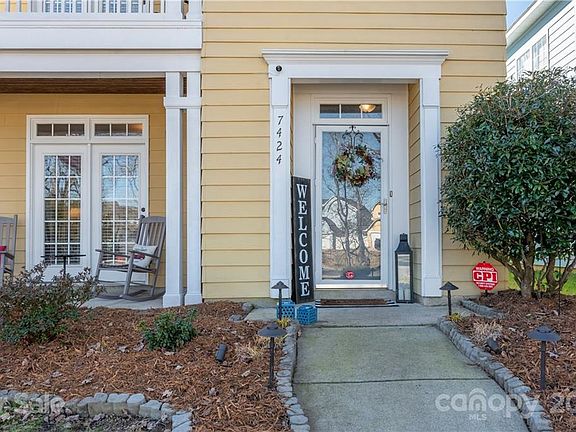 2nd image of 7424 Darblay St