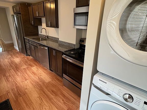 2nd image of 100 Bedford St #25