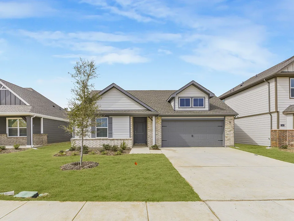 1543 Brooke Dr