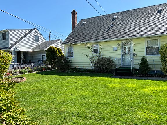 4th image of 51 Crestwood Blvd