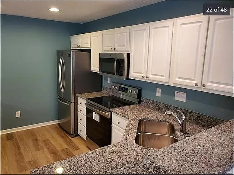9906 Birch Knoll Ct — Photo 18