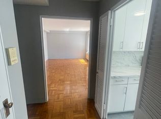 (Undisclosed Address), Fresh Meadows, NY 11365