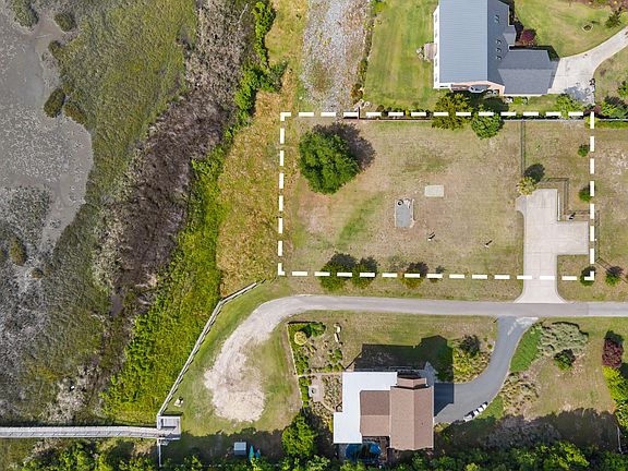 2nd image of 1144 Avila Ave Lot B