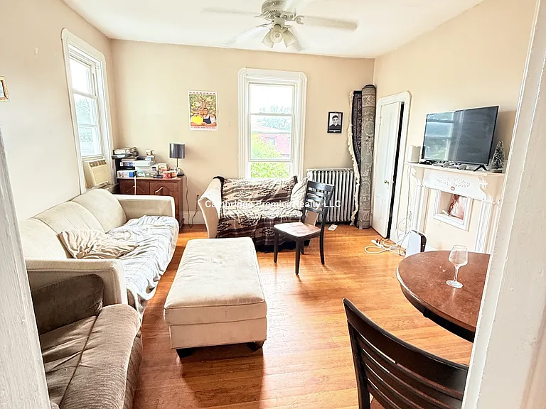 54 Pleasant St #2 — Photo 10