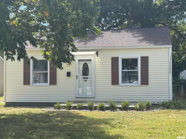 20 W Grand Ct, Jerome, IL 62704