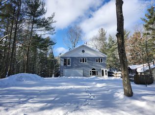 6395 S Lakeshore Dr, Pentwater, MI