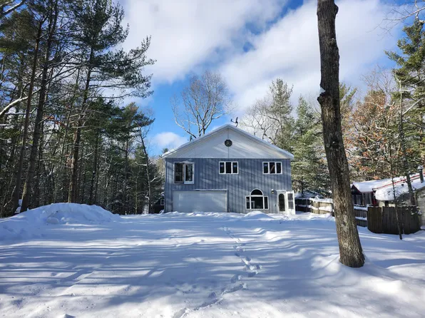 6395 S Lakeshore Dr, Pentwater, MI 49449
