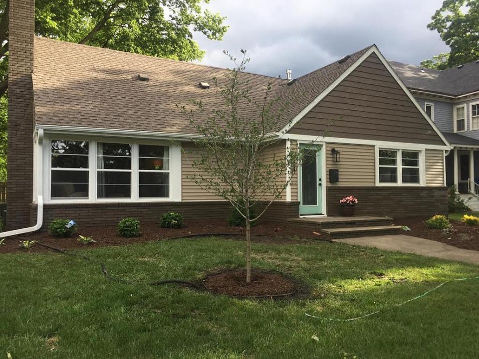 1st image of 704 Elm Ave E
