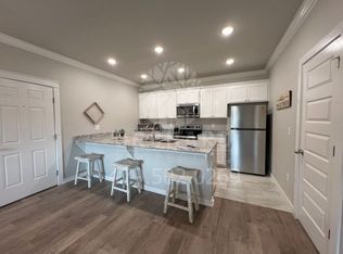 100 Bill Hegeman Blvd #H-103, Conway, AR 72032