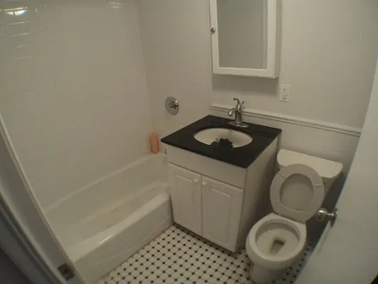 Rented by (Legacy) NY Quality Living Uptown | media 12