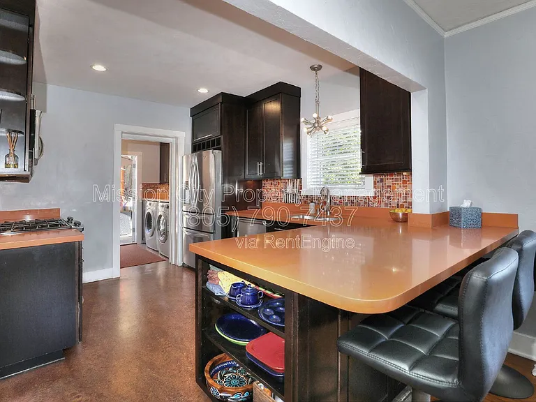 535 De La Vista Ave — Photo 8