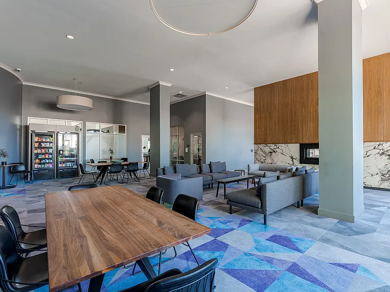 111 Harbor Point — Photo 15
