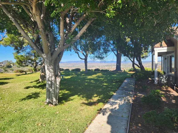 4246 Dowitcher Way, Oceanside, CA 92057