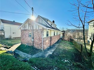 932 Gaskill Ave, Jeannette, PA 15644
