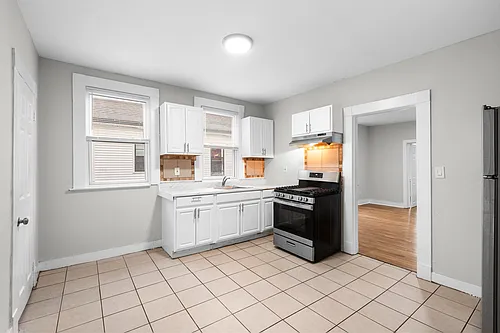 693 Dixwell Ave #2 Photo 1