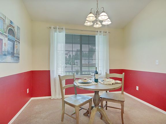 5th image of 21915 65th Avenue Ct E