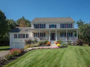 205 Legate Hill Rd, Leominster, MA 01453