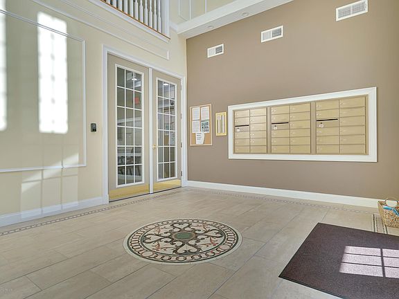 4th image of 118 Sophee Ln #1000