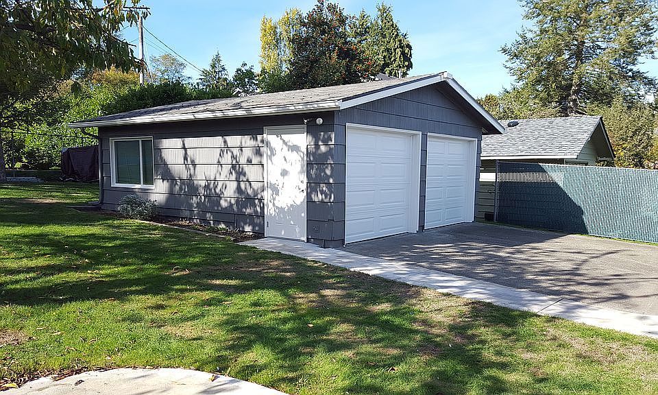 2nd image of 9213 11th Ave NW