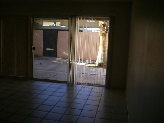 5th image of 2494 Paradise Village Way
