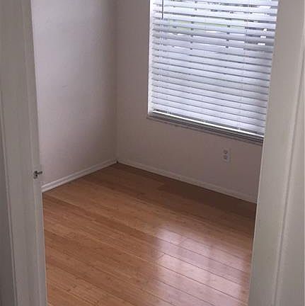 5th image of 142 Santa Clara Dr APT 9
