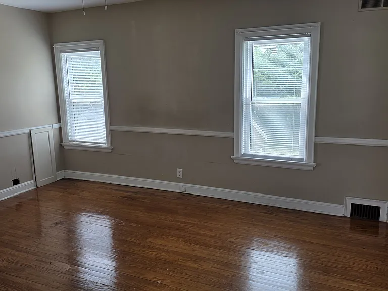5572 N Bethmaur Ln — Photo 30