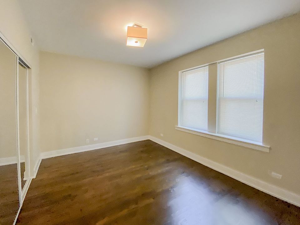 1st image of 5056 N Winchester Ave APT 1W