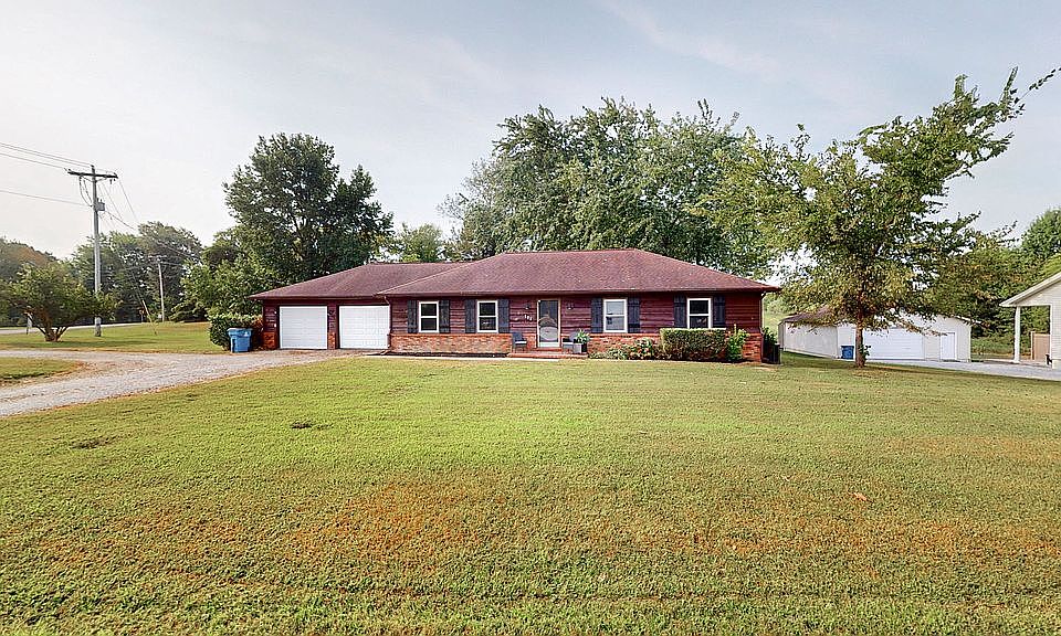 1st image of 101 Windmere Dr