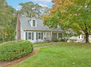 322 Saratoga Dr, Greer, SC 29650