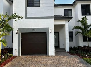 15732 SW 136th Way, Miami, FL 33196