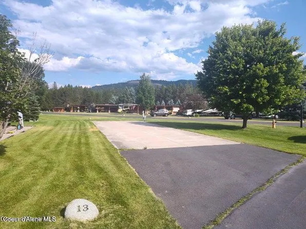 13 Bogie Ln, Blanchard, ID 83804