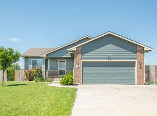 2312 E Dory St, Goddard, KS 67052