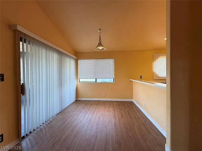 5072 S Rainbow Blvd #202 — Photo 10