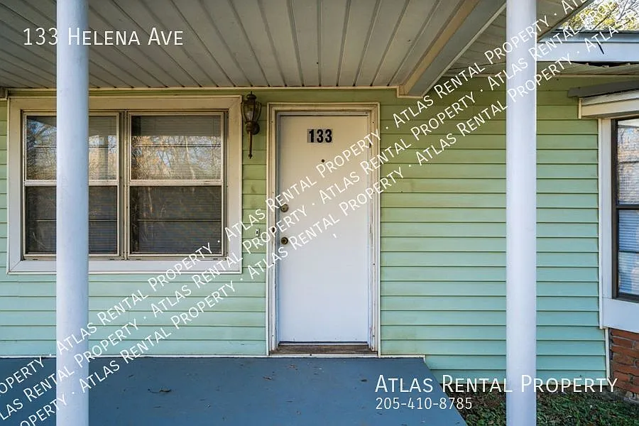 Pet-Friendly 4BR Home with Granite Counters & Spacious Rooms! — Photo 4