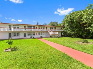 268 Northampton N, West Palm Beach, FL 33417