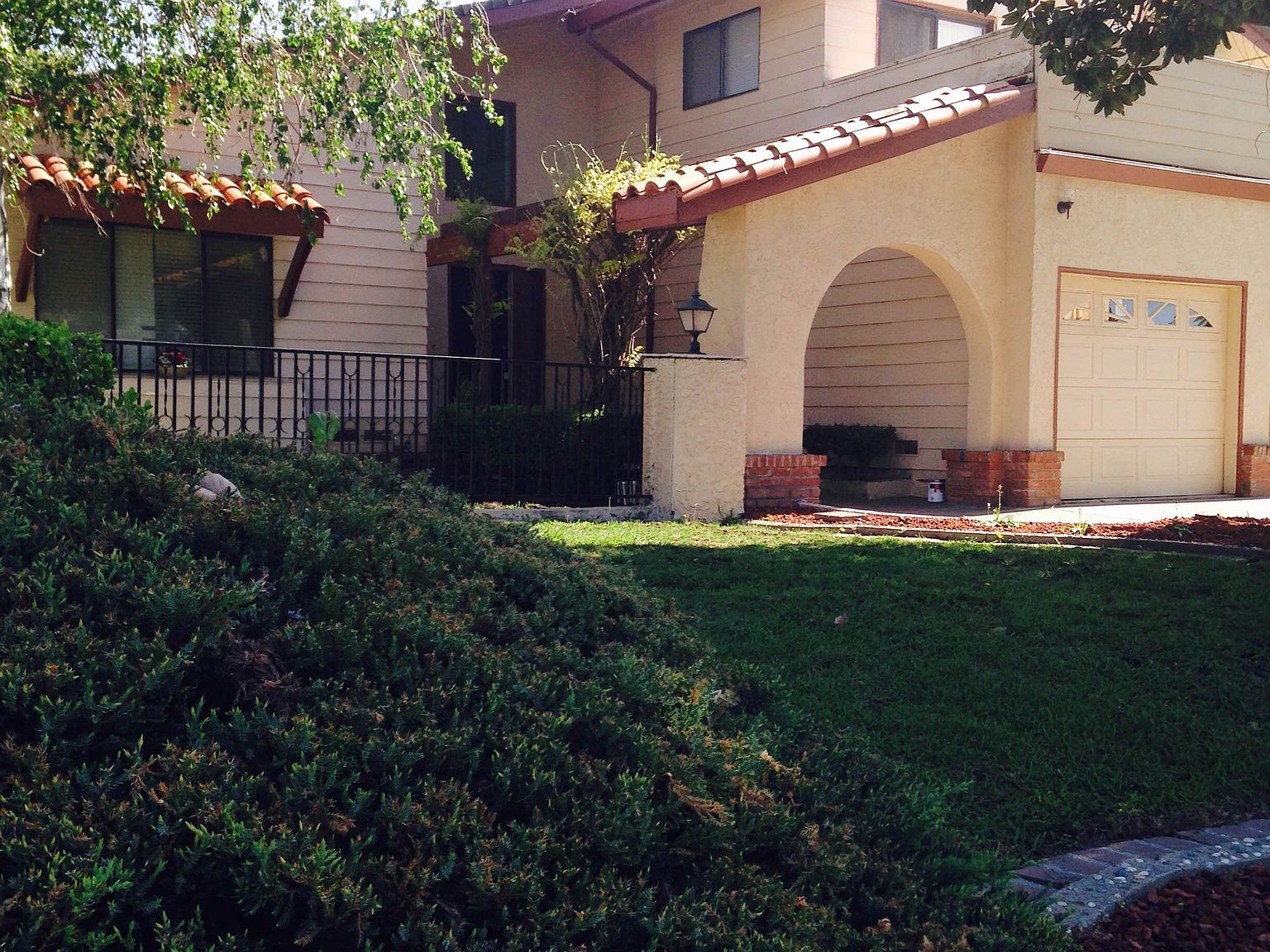 6765 Park Riviera Way, Sacramento, CA 95831 | Zillow