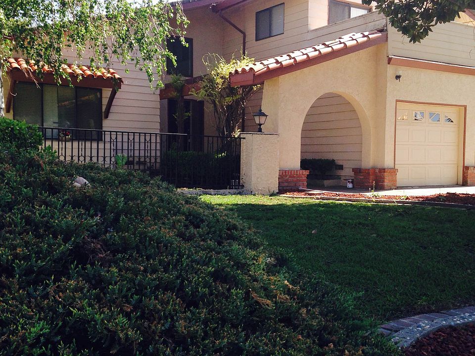 6765 Park Riviera Way