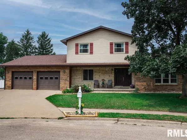 312 16th Pl, Camanche, IA 52730